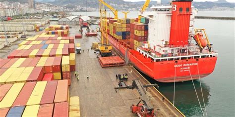 G­i­r­e­s­u­n­ ­L­i­m­a­n­ı­­n­d­a­ ­k­o­n­t­e­y­n­e­r­ ­t­a­ş­ı­m­a­c­ı­l­ı­ğ­ı­ ­b­a­ş­l­a­y­a­c­a­k­